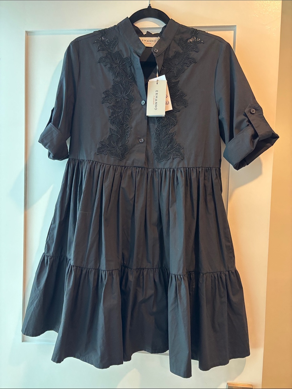 Ermanno Scervino Tiered Dress with Lace Insets NWT sz 6 runs small